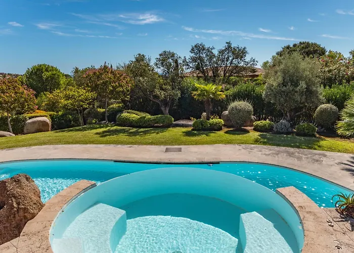 Domaine De Pinarello Villa