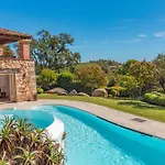 Domaine De Pinarello Vila