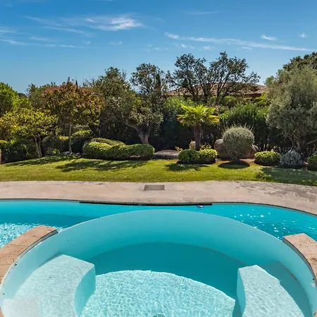 Domaine De Pinarello Villa