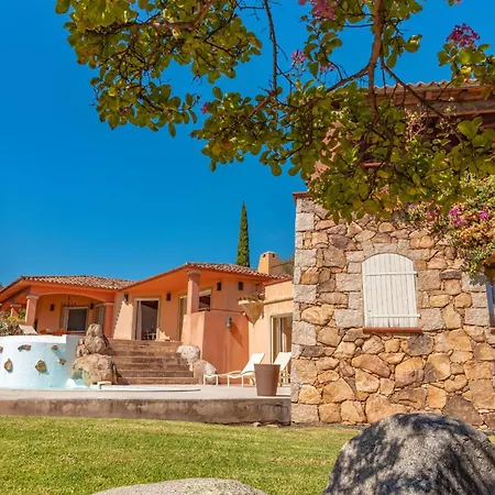 Domaine De Pinarello Villa