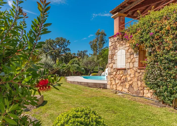 Domaine De Pinarello Villa Pinarellu